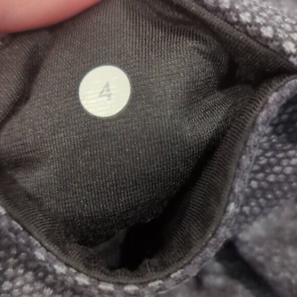 Lululemon Skinny Groove Pant Diamond Jacquard Space Dye Black Deep Coal / Black - Picture 12 of 12